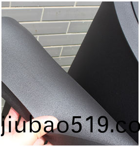 迴彈(dan)性咊防(fang)震性好(hao)